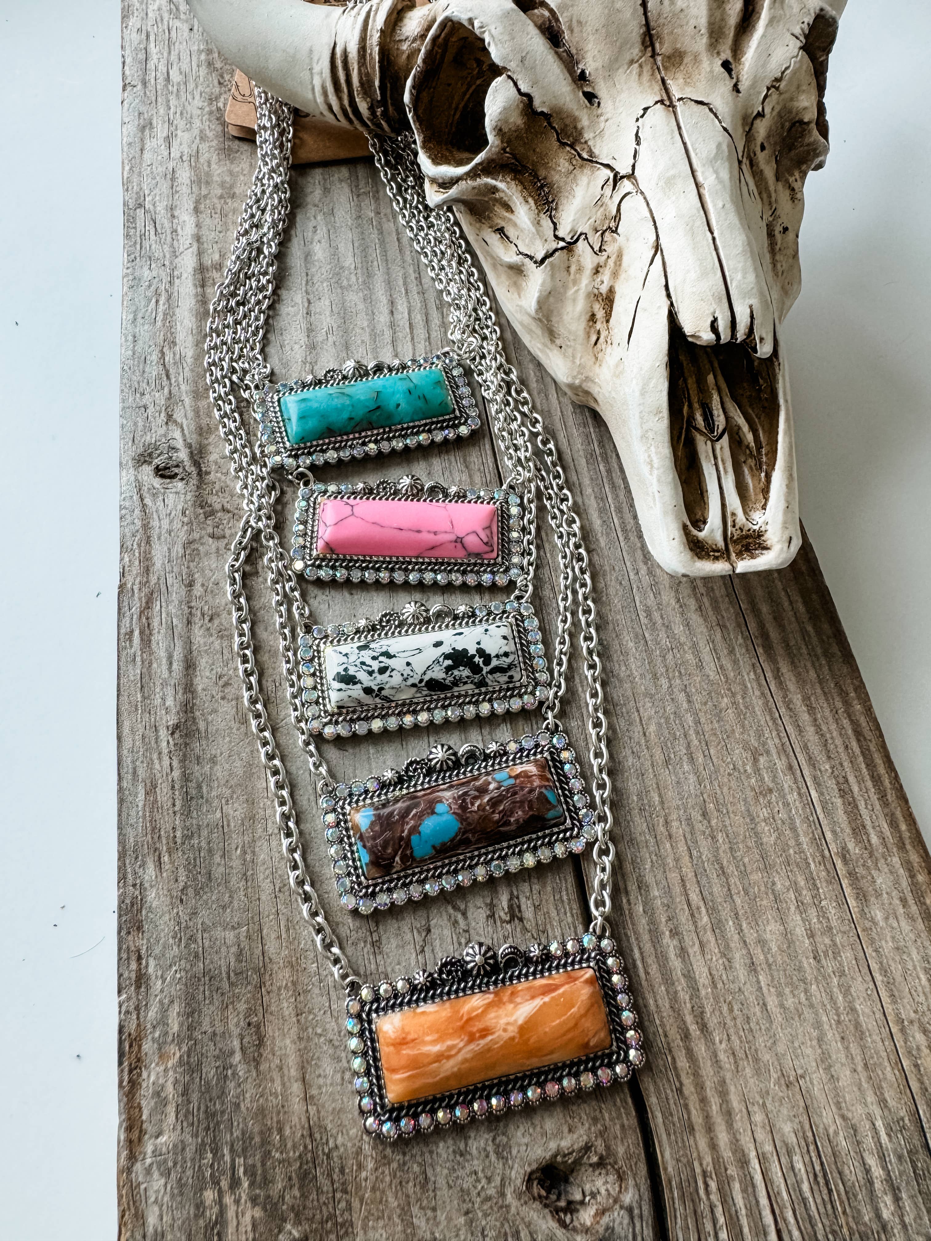 Western Semi Stone Bar Necklace - with Rhinestone edge